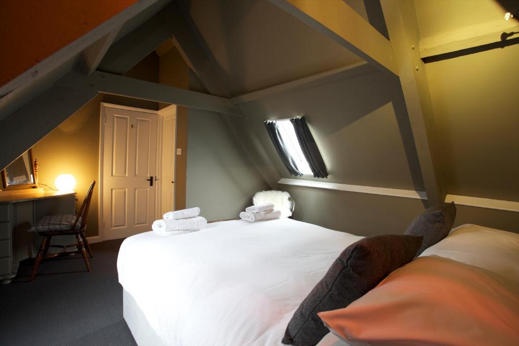 The Kings Arms Didmarton Quarto foto